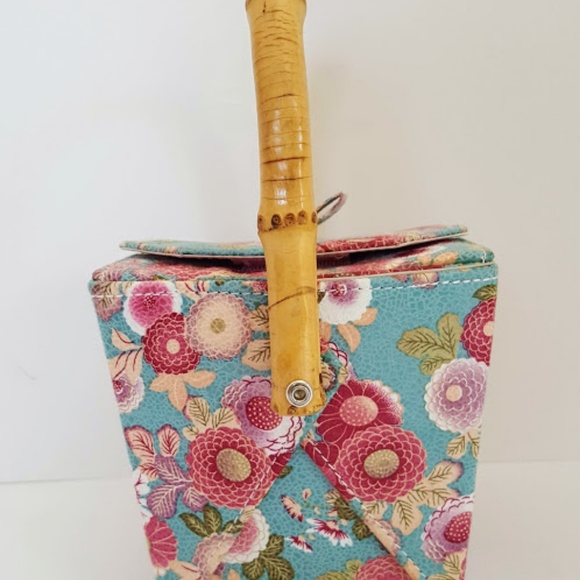 Chinese Food Carry Out Box Purse - Picture 4 of 6